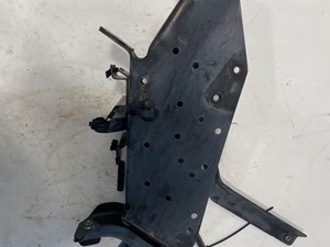 Used 2020 Isuzu NPR Cab Mount (Stock #630-10835)) Part Image