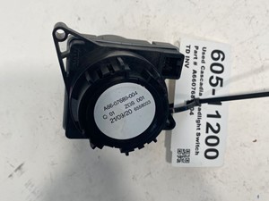 Used 2021 Freightliner Cascadia Combination Switch (Stock #605-11200)) Part Image