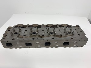 Rebuilt 1990 Caterpillar 3408DI Head (Stock #504-10681)) Part Image