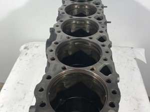 Used Detroit Diesel Series 60 DDEC V 14.0L Block (Stock #501-11986)) Part Image