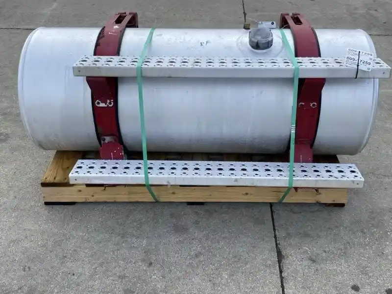 Used 2007 Freightliner Columbia Fuel Tank for sale Dorr Michigan