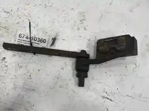 Used 2007 Kenworth W900 Hood Hinge (Stock #674-10360)) Part Image