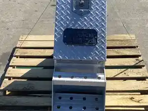 Used 2009 International 9900I Tool Box (Stock #693-10250)) Part Image
