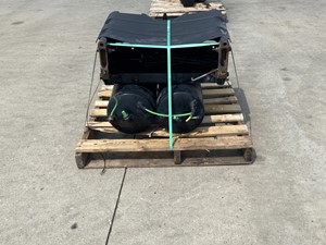 Used 2017 Freightliner Cascadia Battery Box (Stock #600-11934)) Part Image