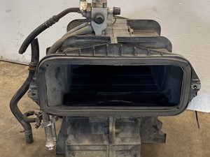 Used 2017 Freightliner Cascadia Heater Core Box Image