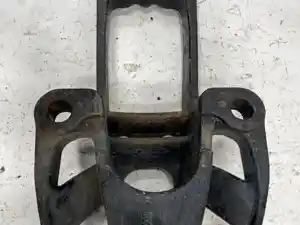 Used 2019 Freightliner Cascadia Cab Mount (Stock #630-10853)) Part Image