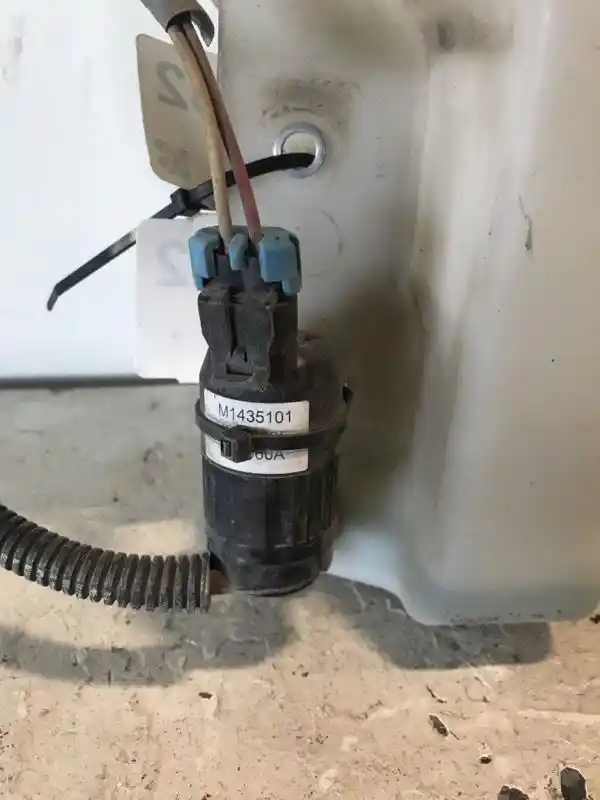 Used 2023 Peterbilt 579 Windshield Washer Reservoir for sale Dorr