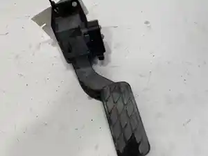 NTO Freightliner MT 55 Throttle Pedal (Stock #649-10259)) Part Image
