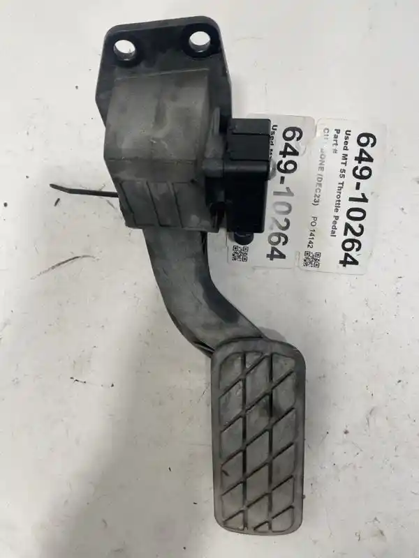 Used Freightliner MT 55 Throttle Position Sensor for sale Dorr