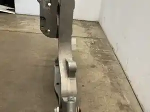 Used Volvo Horn (Frame) (Stock #646-10971)) Part Image