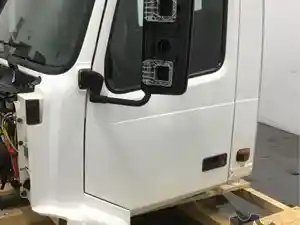 New 2006 VOLVO VNL300 Cab (Stock #623510)) Part Image