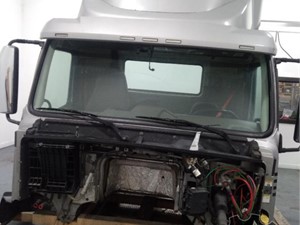 New 2015 VOLVO VNL300 Cab Image