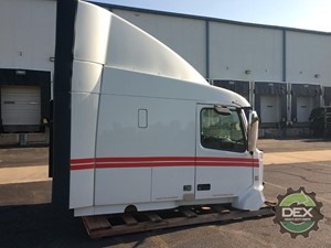 New 2017 VOLVO VNL630 Cab (Stock #698526)) Part Image