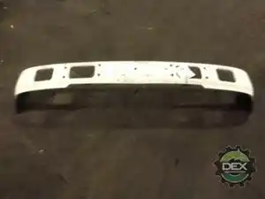 New 2005 GMC - MEDIUM W4500 Bumper Image