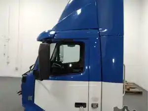 New 2016 VOLVO VNL300 Cab (Stock #665990)) Part Image