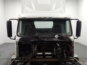 New 2016 VOLVO VNM 200 Cab (Stock #688777)) Part Image