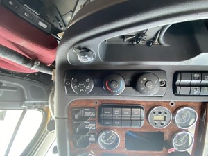 Used 2008 FREIGHTLINER CASCADIA 125 Cab (Stock #104213)) Part Image