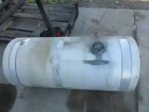 Used 2000 VOLVO/GMC/WHITE VNL Fuel Tank (Stock #102532)) Part Image
