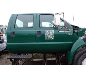 Used 2004 FORD F750 Cab (Stock #94129)) Part Image