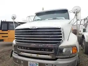 Used 2009 STERLING A9500 Hood (Stock #105288)) Part Image