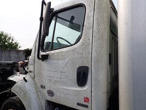 Used 2011 FREIGHTLINER M2-112 Cab (Stock #104063)) Part Image