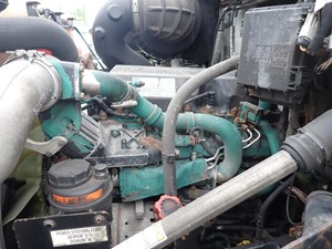Used 2013 VOLVO D11SCR Engine Assy (Stock #104665)) Part Image