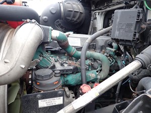 Used 2013 VOLVO D11SCR Engine Assy (Stock #104675)) Part Image