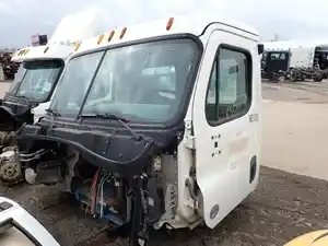 Used 2014 FREIGHTLINER CASCADIA 125 Cab (Stock #97301)) Part Image