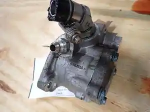 Used CUMMINS Steering Pump (Stock #104932)) Part Image