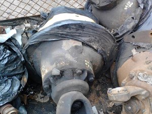 Used Meritor/Rockwell QR100 Rear Rear (Tandem Rear or Single) (Stock #MR-0231)) Part Image