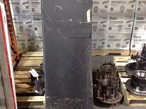 Used Volvo VN Cab Fairing Image