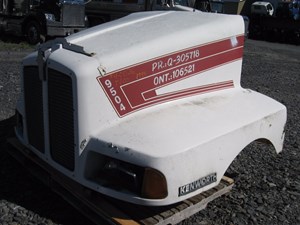 Used 1995 Kenworth T600 Hood Image