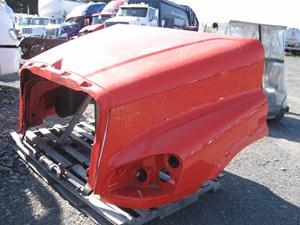 Used 2012 Freightliner Cascadia Hood Image