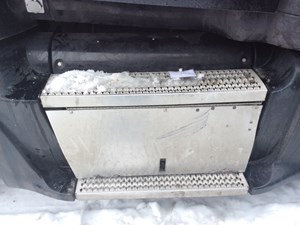 Used 2010 Peterbilt 387 Battery Box (Stock #10716-5)) Part Image
