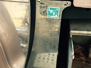 Used 2004 Freightliner CORONADO Cab (Stock #91914)) Part Image