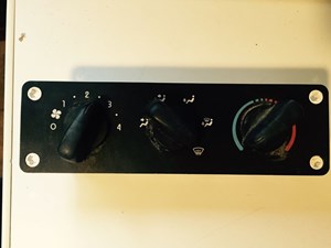 Used 2008 Freightliner M2 106 Dash Control Module Image