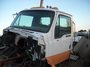 Used 1998 Sterling ACTERRA 7500 Cab Image