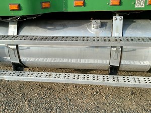 Used 1995 Freightliner FLD120 Fuel Tank (Stock #P-292)) Part Image