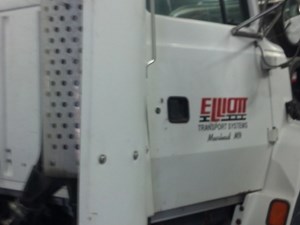 Used 1997 Ford AEROMAX Door (Stock #P-43)) Part Image