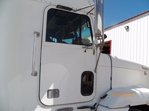 Used 1999 Freightliner FLD120 Door (Stock #A39068-8)) Part Image