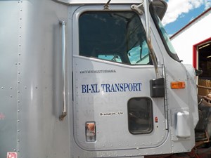 Used 2002 International 9200I Door (Stock #045827-8)) Part Image