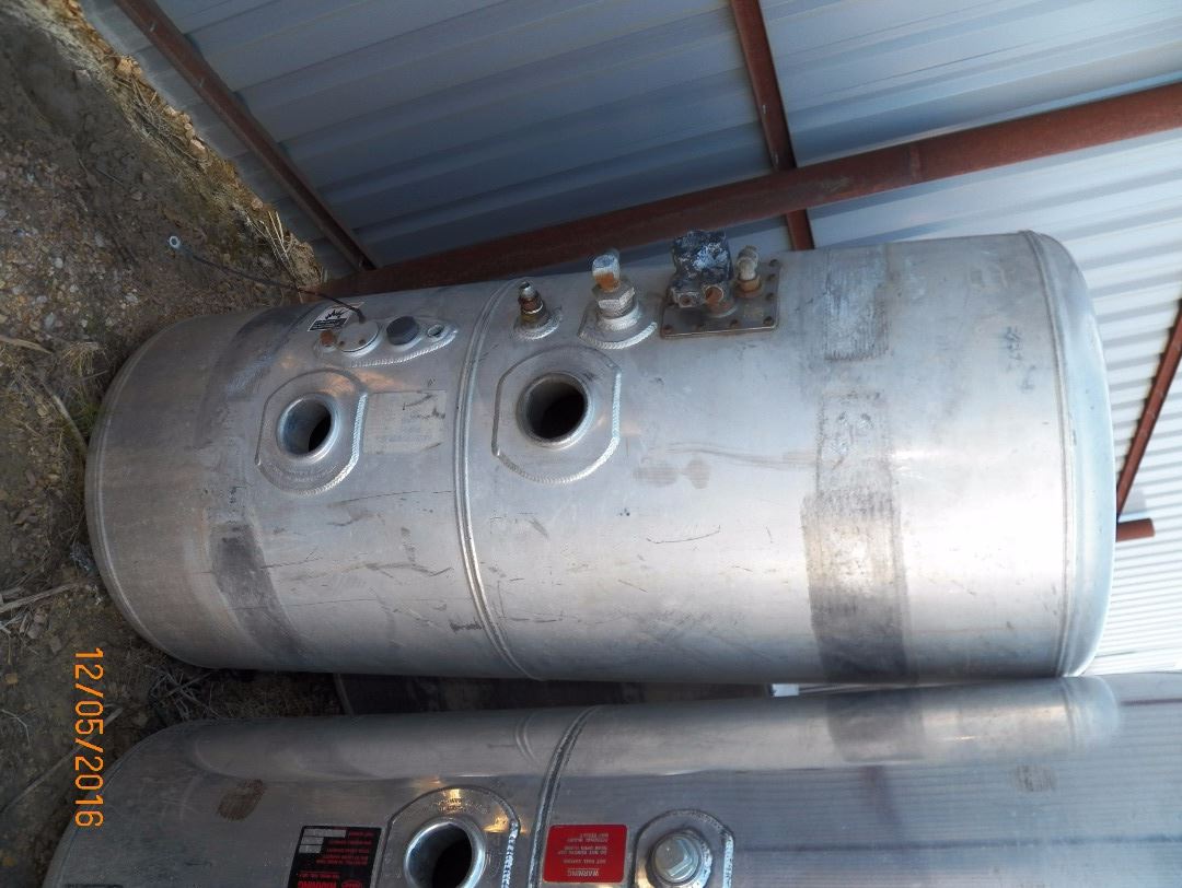 Peterbilt N/A (Stock 685) Fuel Tanks TPI