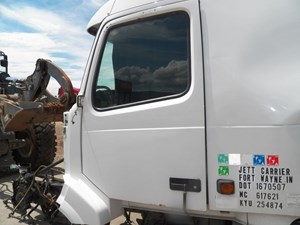 Used 2004 Volvo VNL610 Door (Stock #358960-7)) Part Image