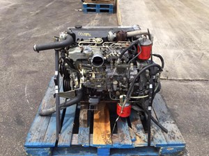 Used 2001 Isuzu 4HE1XS Engine Assy (Stock #002896)) Part Image