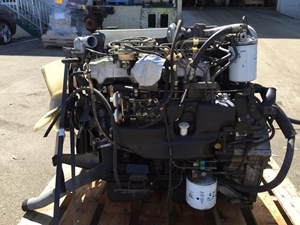 Used 2003 Isuzu 4HE1XS Engine Assy Image