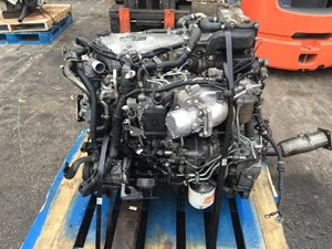 Used 2011 Isuzu 4HK1-TC Engine Assy Image