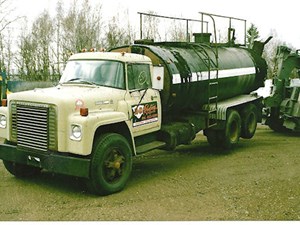 Used 1976 International 1700 LOADSTAR Door (Stock #2512-IHC-20)) Part Image