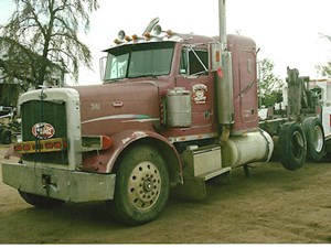 Used 1988 Peterbilt 379 Cab (Stock #2619-PETE-20)) Part Image