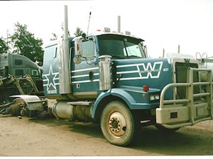 Used 1998 Western Star 4964SX Sleeper (Stock #2624-WS-23)) Part Image