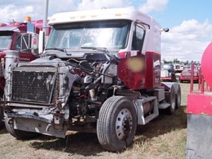Used 2000 Freightliner CENTURY CLASS 12 Door (Stock #1072-FRTLR-8)) Part Image